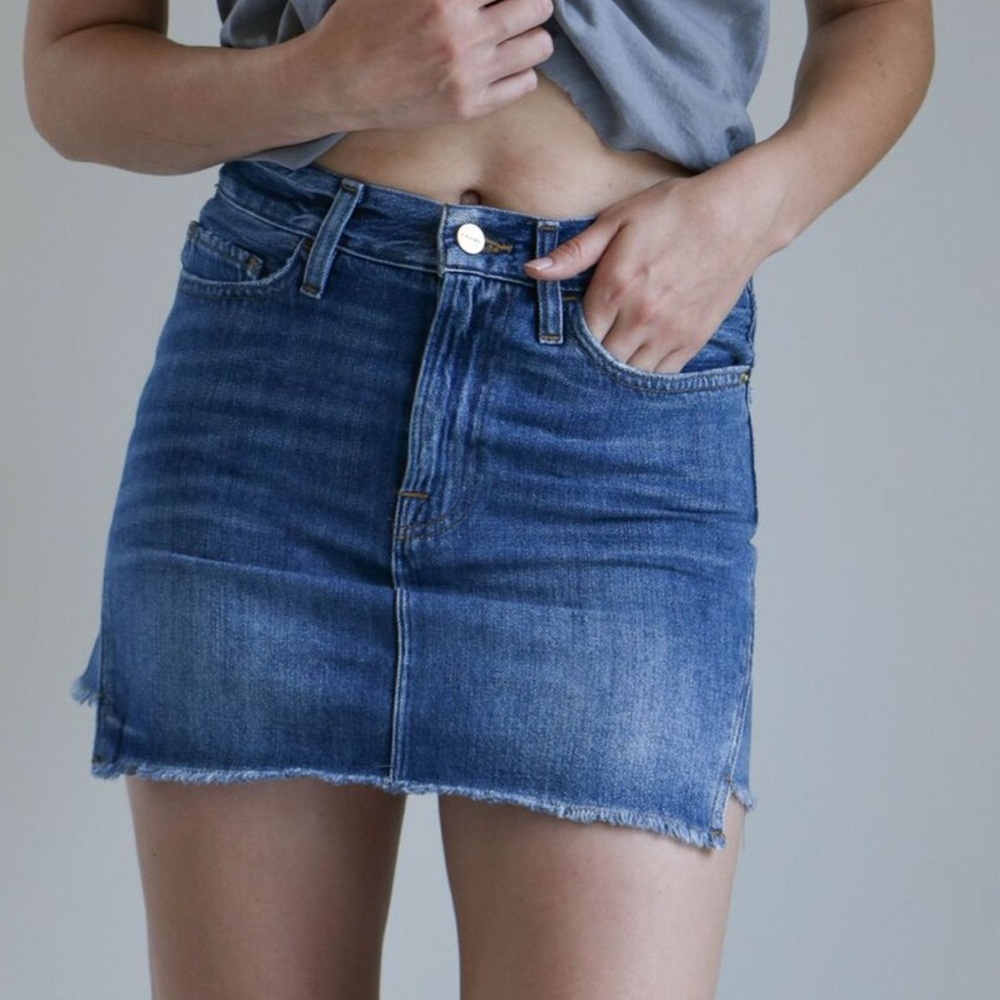 FRAME Denim Mini Jean Skirt Size 27 - Picture 1 of 7